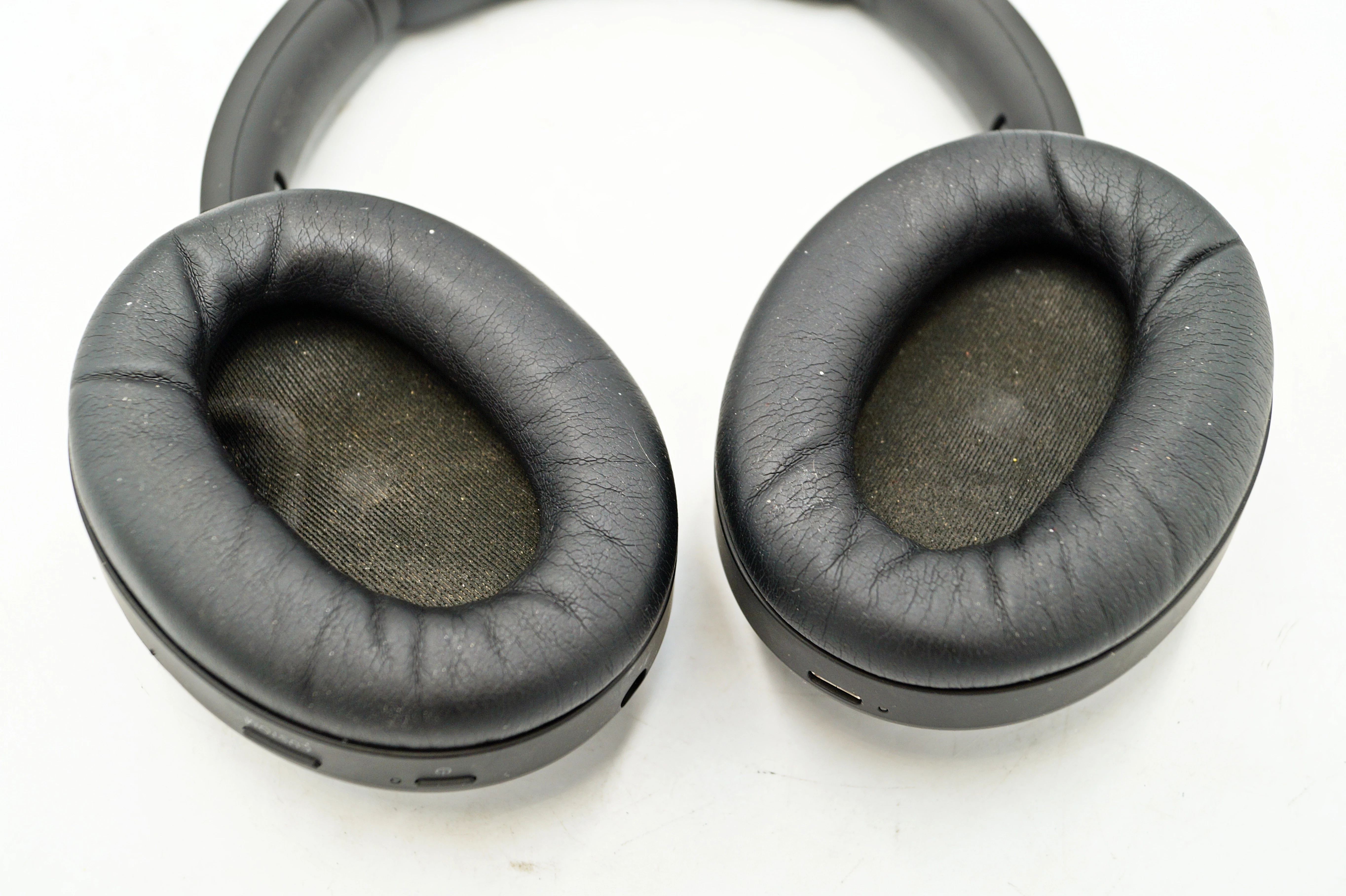 sony-wh-1000xm4-sluchawki-bezprzewodowe-nauszne-model-250439-1920123