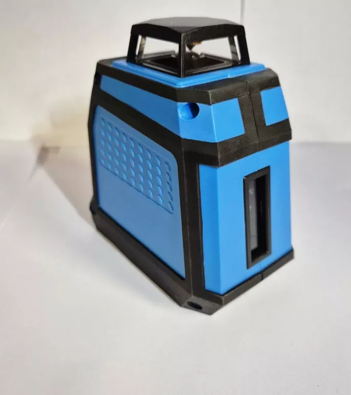 POZIOMICA LASEROWA LASER CZERWONY KRZYŻOWY 3D 30M