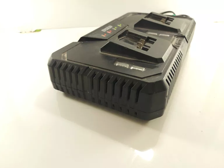 ŁADOWARKA ERBAUER EMC18-LI