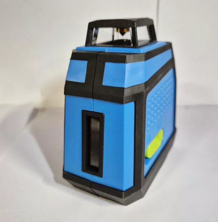 POZIOMICA LASEROWA LASER CZERWONY KRZYŻOWY 3D 30M