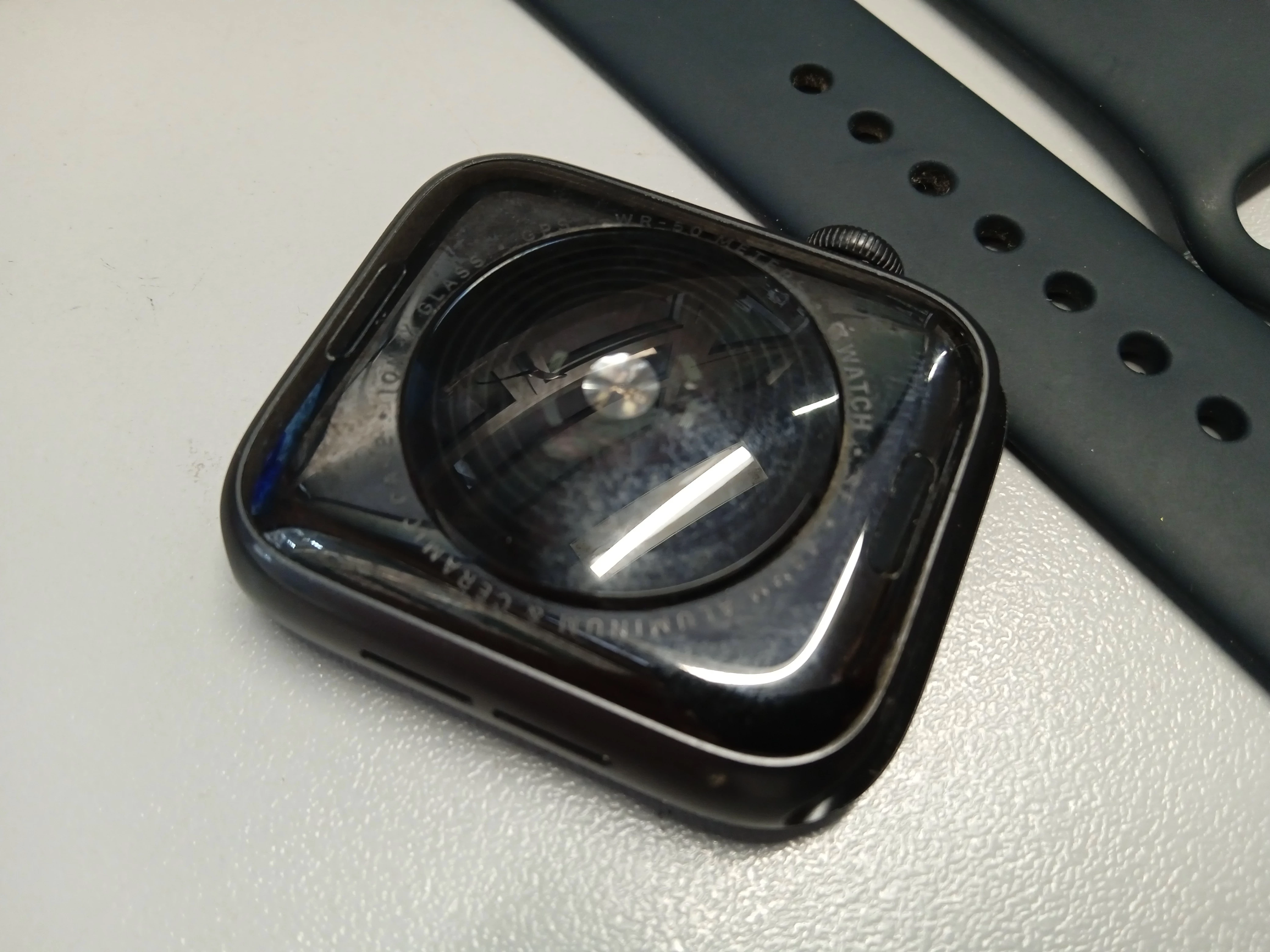 apple-watch-se-gps-koperta-44-mm-kpl-rodzaj-231461-360429