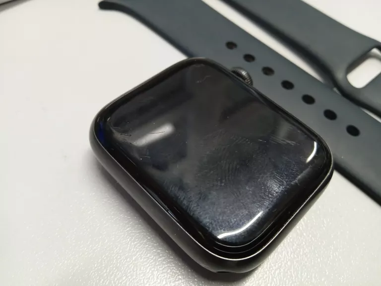 APPLE WATCH SE, GPS, KOPERTA 44 MM KPL