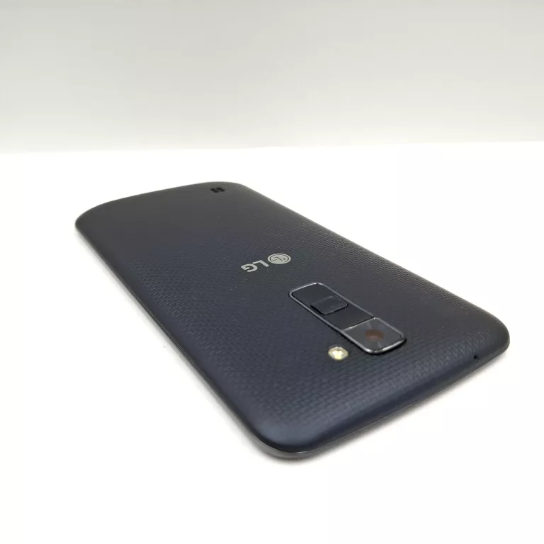TELEFON LG 420