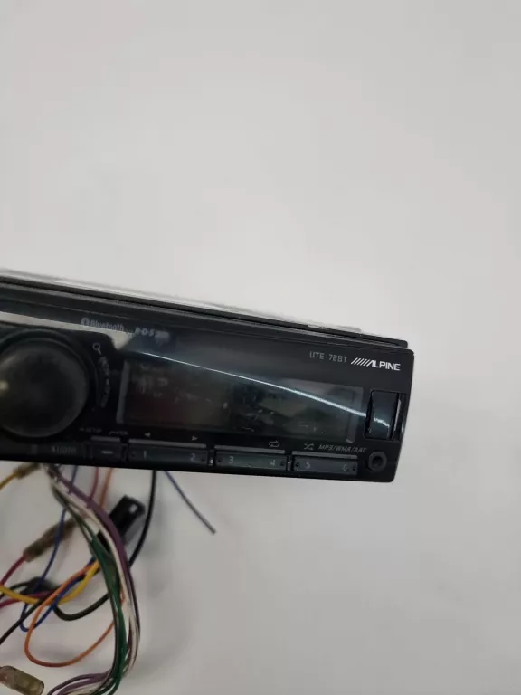 radio-samochodowe-alpine-ute-72bt-montaz-205798-224902