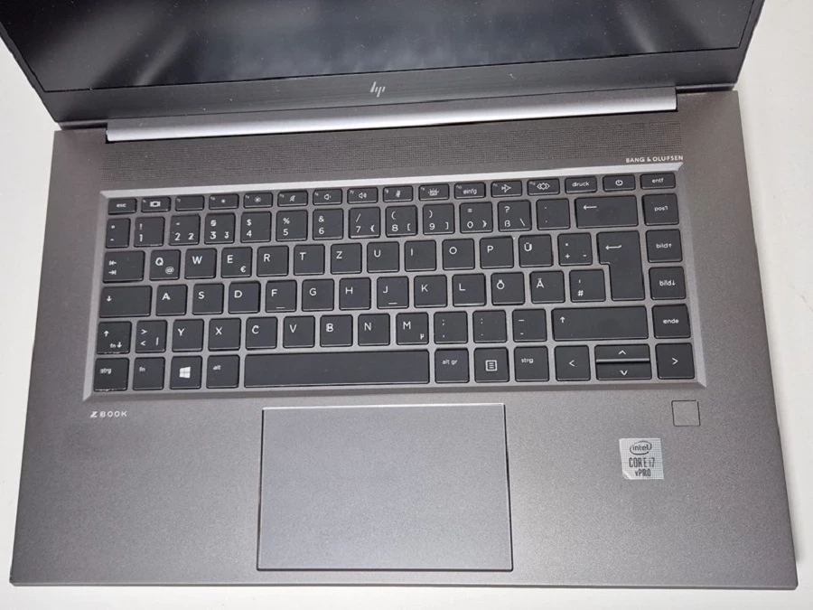 laptop-hp-zbook-create-g7-notebook-pc-32gb512gb-zasilacz-przekatna-ekranu-1560