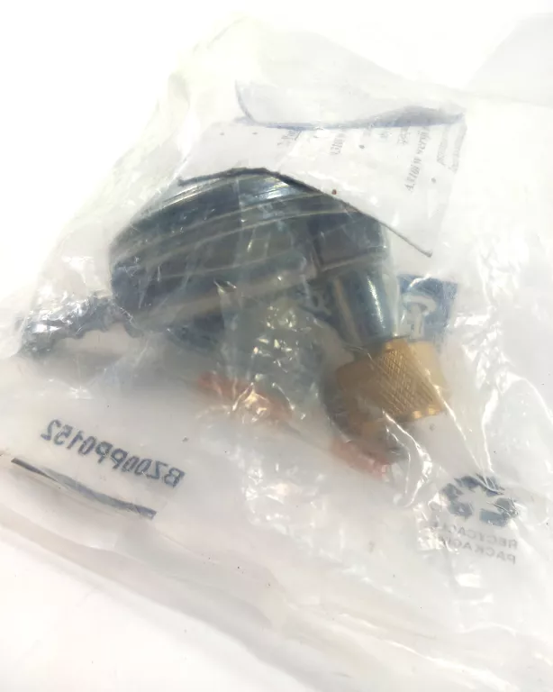 reduktor-katowy-na-butle-gazowe-38-bradas-15kgh-37mbar-stan-11323-2