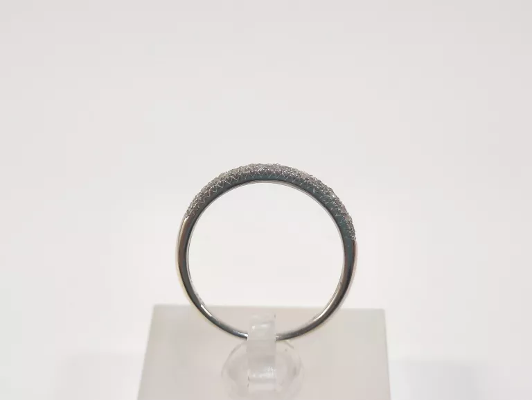 ZŁOTY PIERŚCIONEK DIAMENTY BIAŁE ZŁOTO 0.15 CT P375 1.40G R14