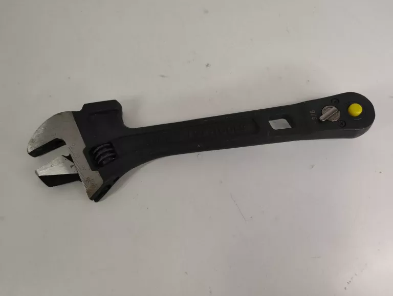 KLUCZ NASTAWNY LUX-TOOLS Z GRZECHOTKĄ 250MM 543430