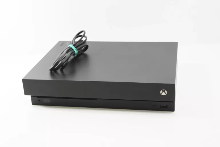 KONSOLA XBOX ONE X 1787 BEZ PADA