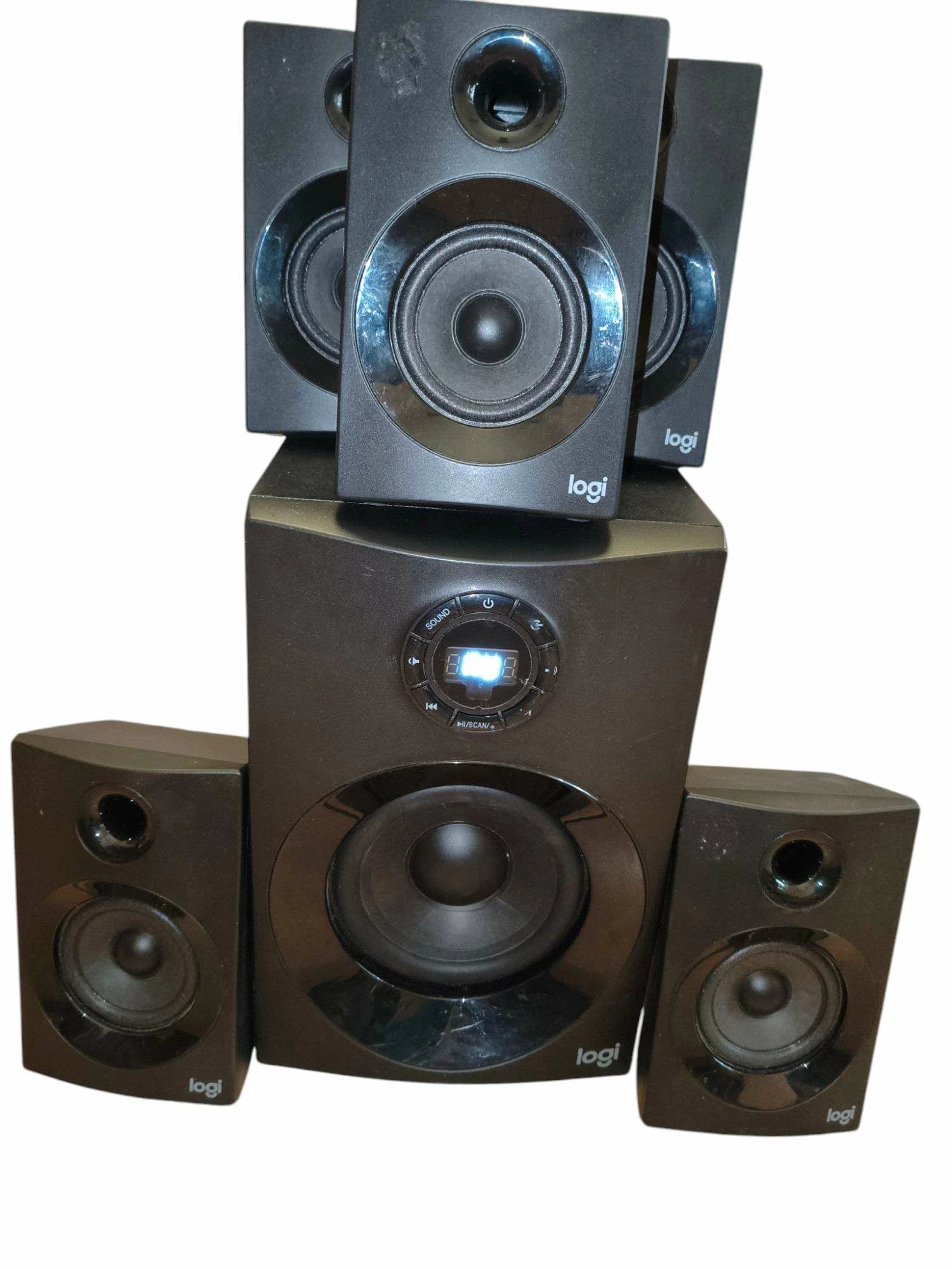 zestaw-glosnikow-51-logitech-z607czytaj-opis-orla-11-sosnowiec