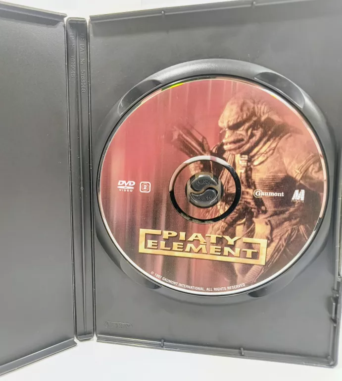 FILM DVD PIĄTY ELEMENT