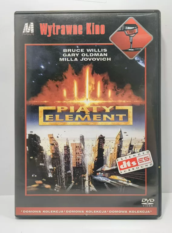 FILM DVD PIĄTY ELEMENT