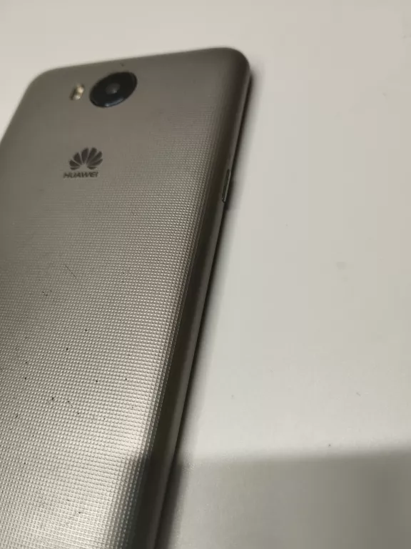 TELEFON  HUAWEI Y6 (2017) (MODEL: MYA-L11) B/N