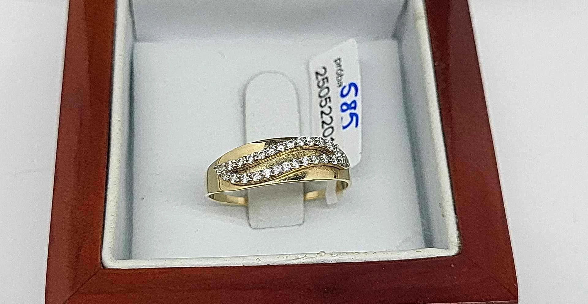 zloty-pierscionek-585-rodzaj-2205-2