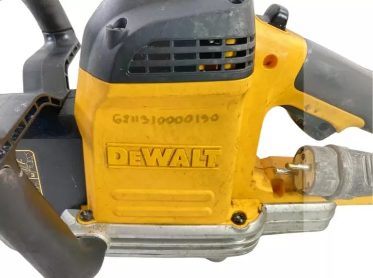 PIŁA SZABLASTA ALIGATOR DO CIĘCIA PUSTAKÓW DEWALT DWE 397-Q5 (DWE397)