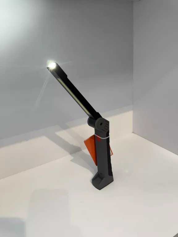 LAMPKA ROBOCZA LED WERCKMANN / EAN: 8718964138128