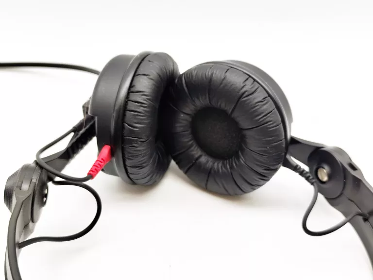 sennheiser-hd-25-profesjonalne-sluchawki-studyjne-b-stock-kolor-dominujacy-129357-3