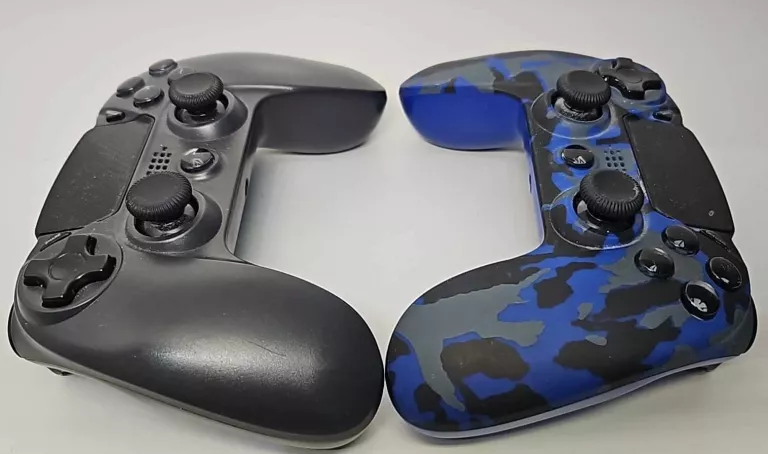 KONSOLA KONSOLA PS 4/2 PADY COBRA/ 500GB/ GRA/OKABLOWANIE