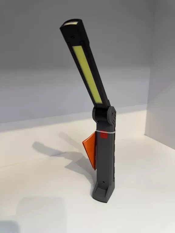LAMPKA ROBOCZA LED WERCKMANN / EAN: 8718964138128