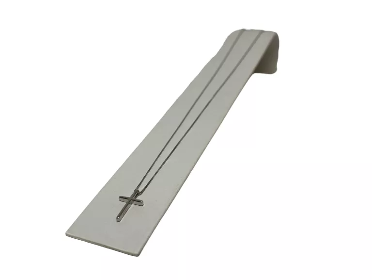 DELIKATNY, SREBRNY ŁAŃCUSZEK Z KRZYŻYKIEM 1,6G/P.925/40-45CM