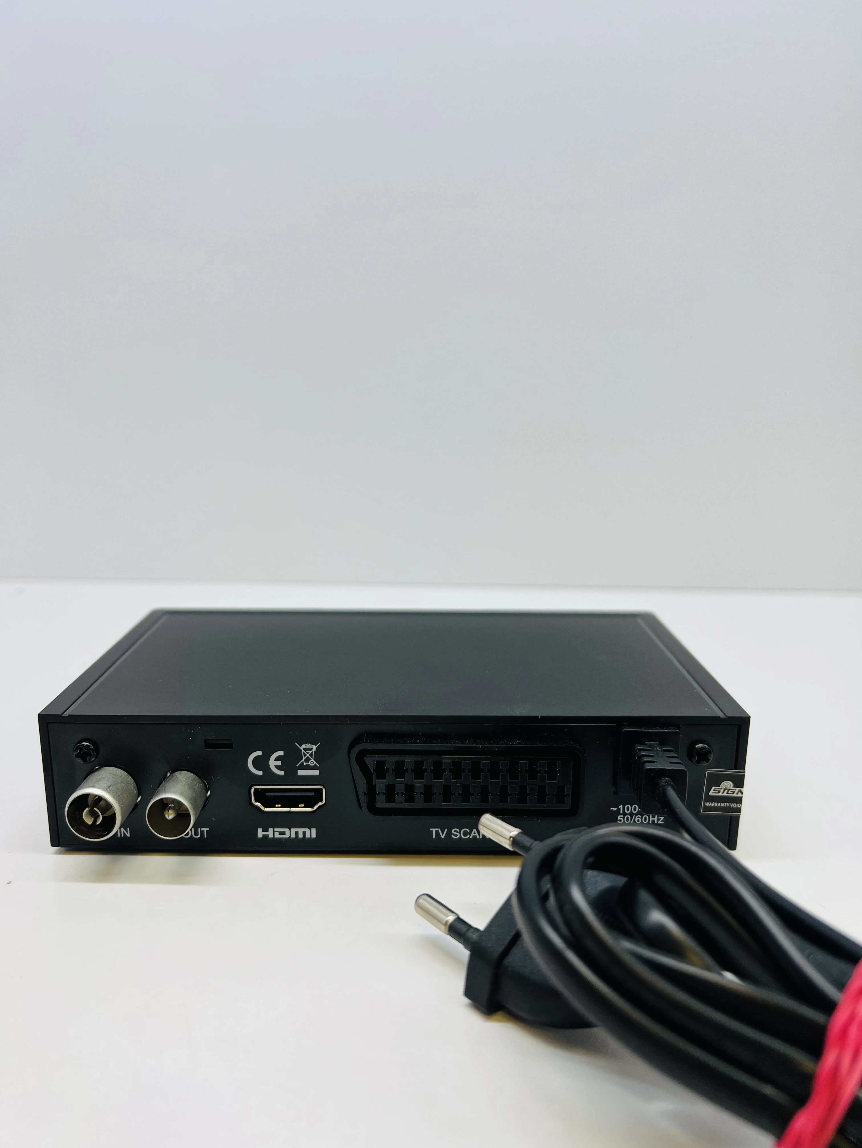 dekoder-signal-hevc-dvg-t2-model-dekoder-tuner-dvbt2-dvbc-dvbt005-sh