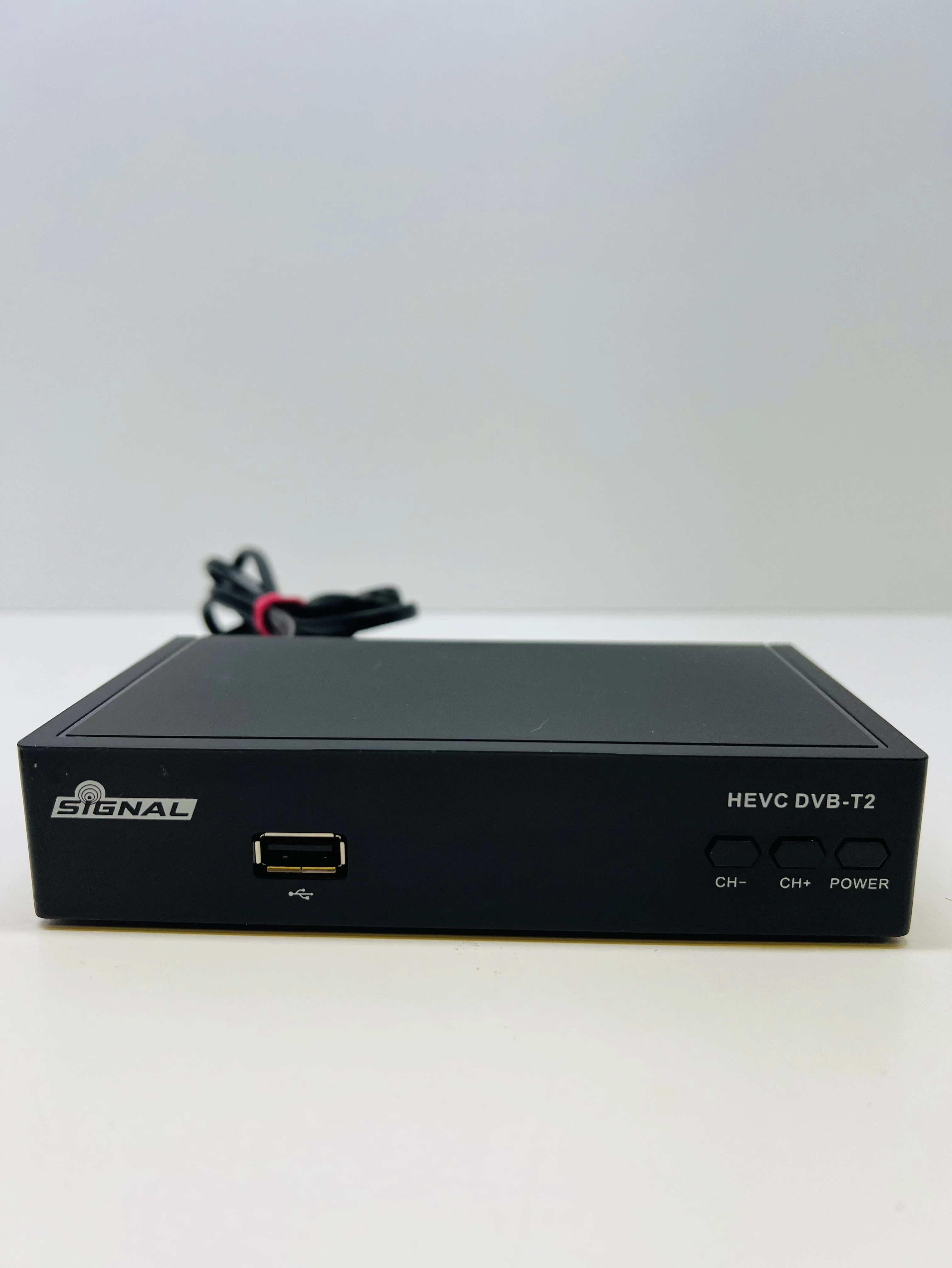 dekoder-signal-hevc-dvg-t2-stan-11323-2