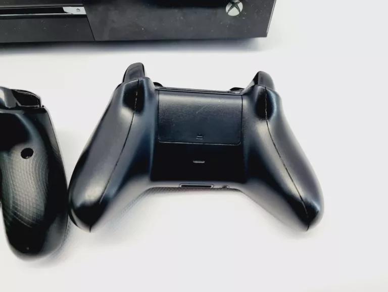 KONSOLA XBOX ONE 500GB DWA PADY GRY