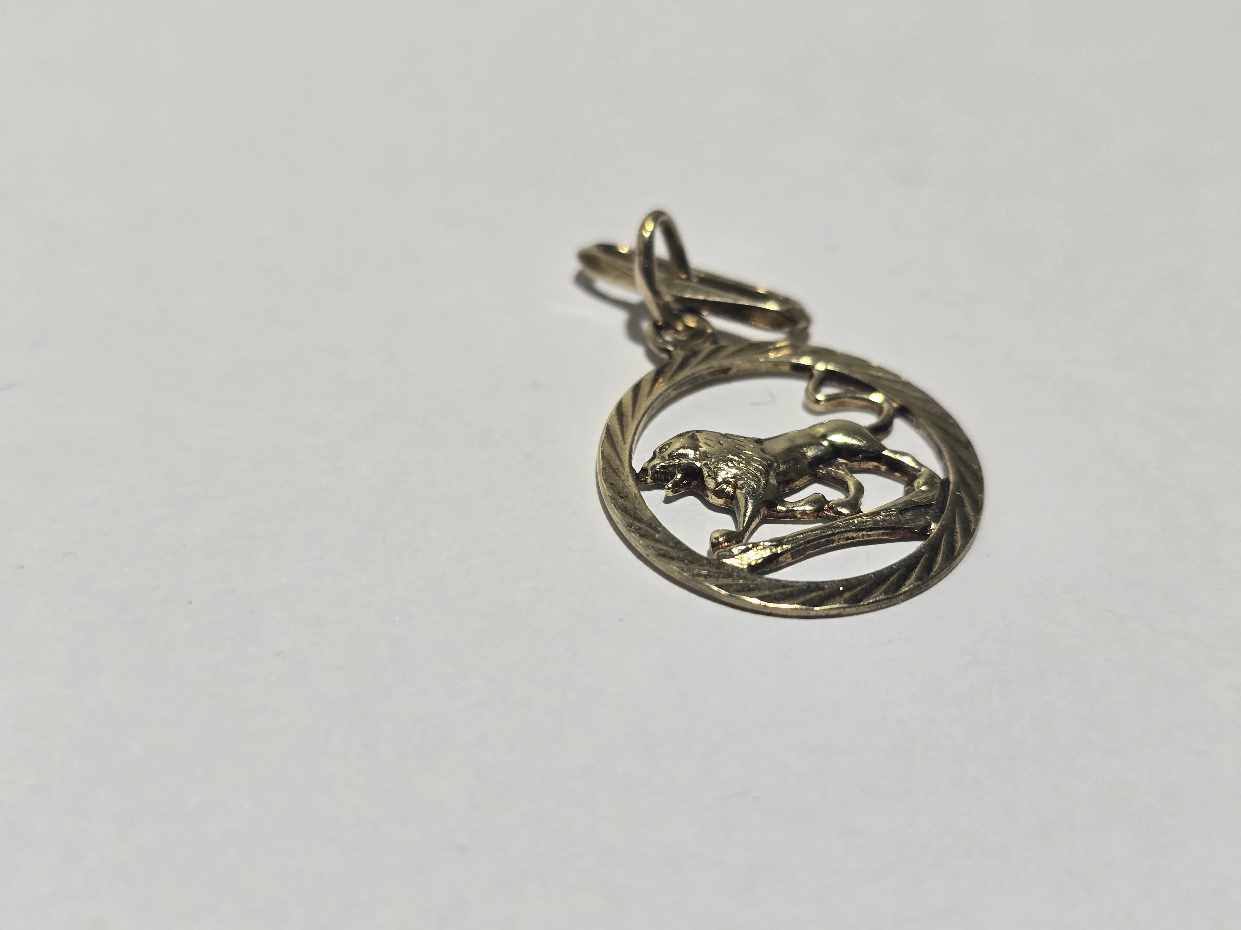 zlota-zawieszka-lew-znak-zodiaku-203g-pr585-ean-gtin-5905868200416