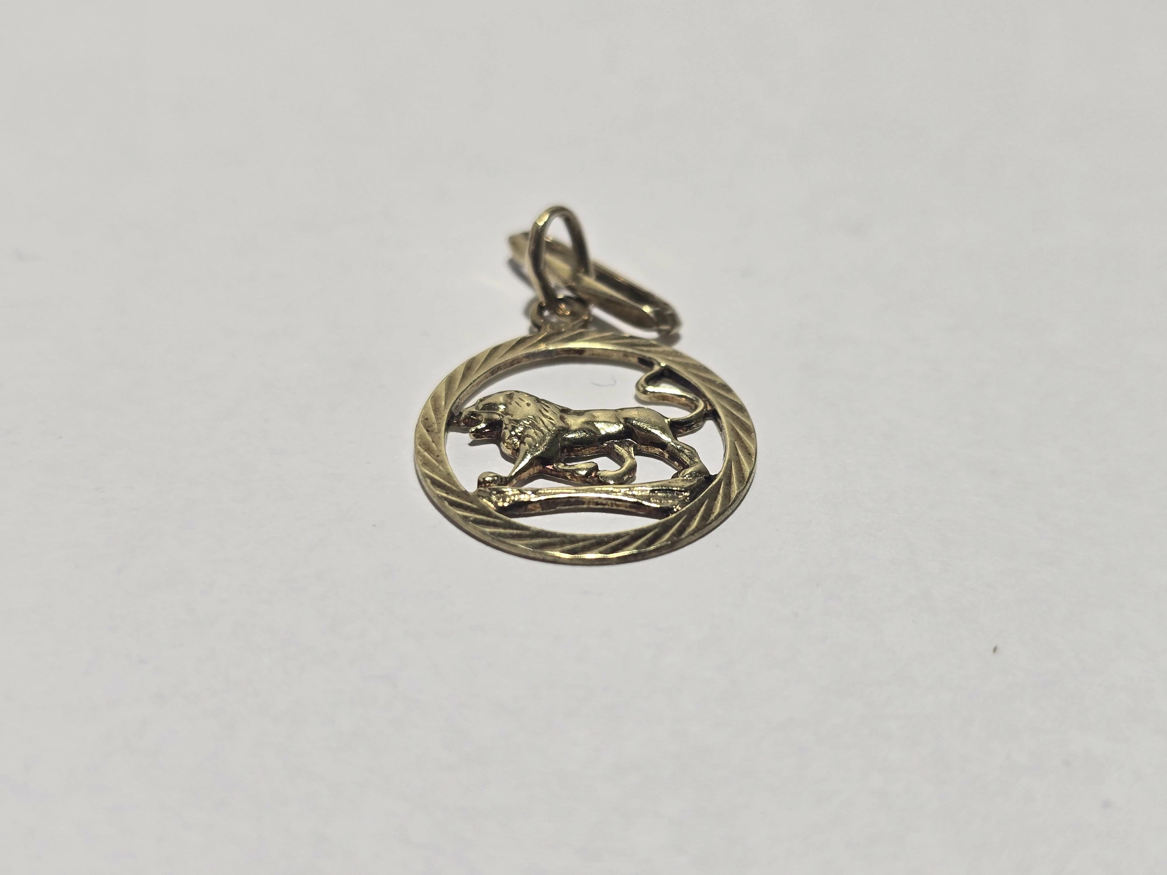 zlota-zawieszka-lew-znak-zodiaku-203g-pr585-stan-11323-2