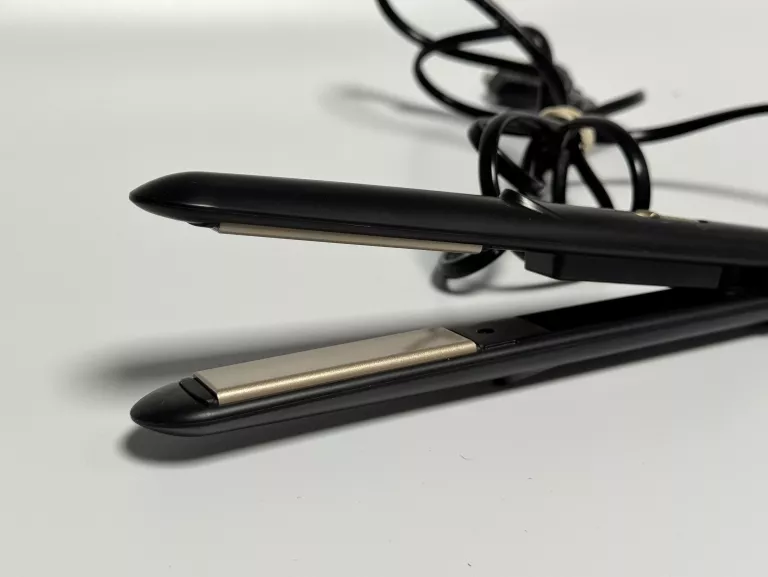 prostownica-mini-q7762-qilive-powloka-203605-1