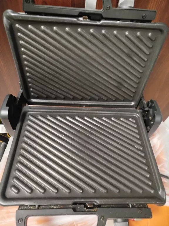 GRILL ELEKTRYCZNY SILVERCREST SKG 1700 B3