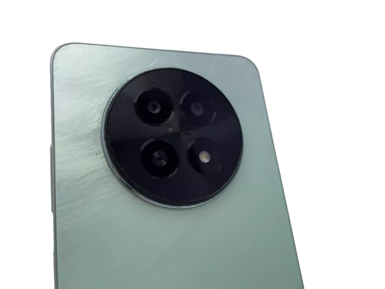 REALME 12X 5G 6 GB / 128 GB