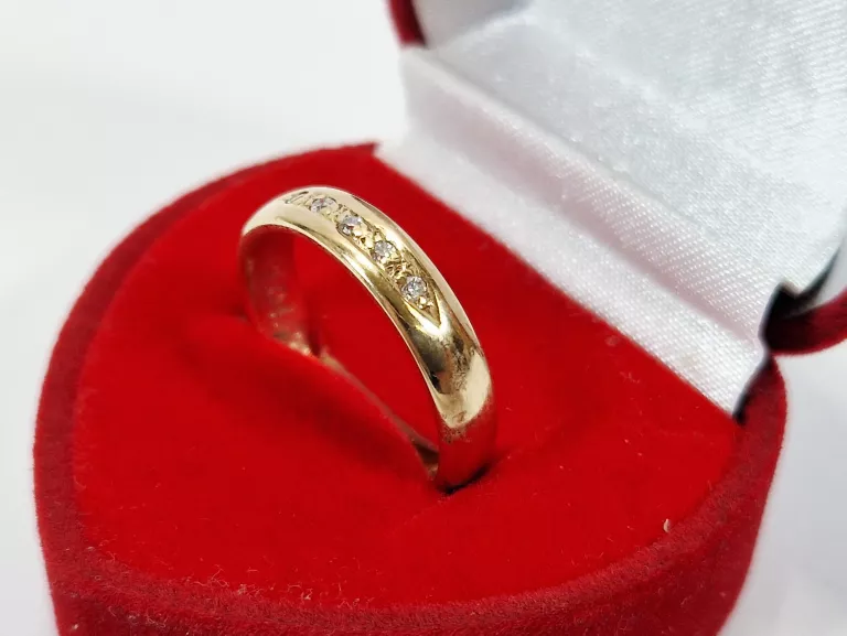 ŚLICZNA ZŁOTA OBRĄCZKA Z BRYLANTAMI | CERTYFIKAT | R16 | P585 | W:4,13G