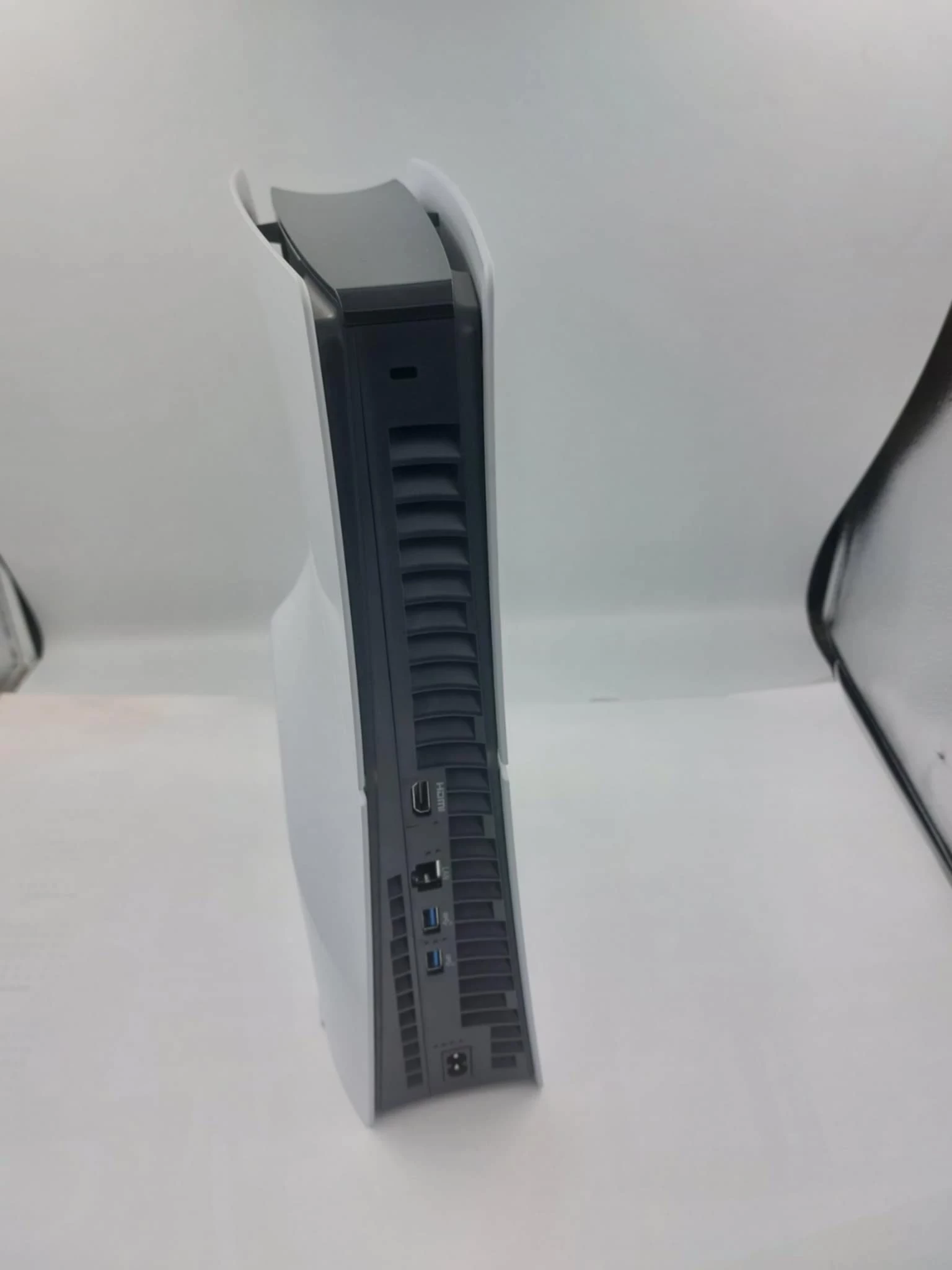 konsola-ps5-cfi-2016-informacje-o-bezpieczenstwie-218669-1