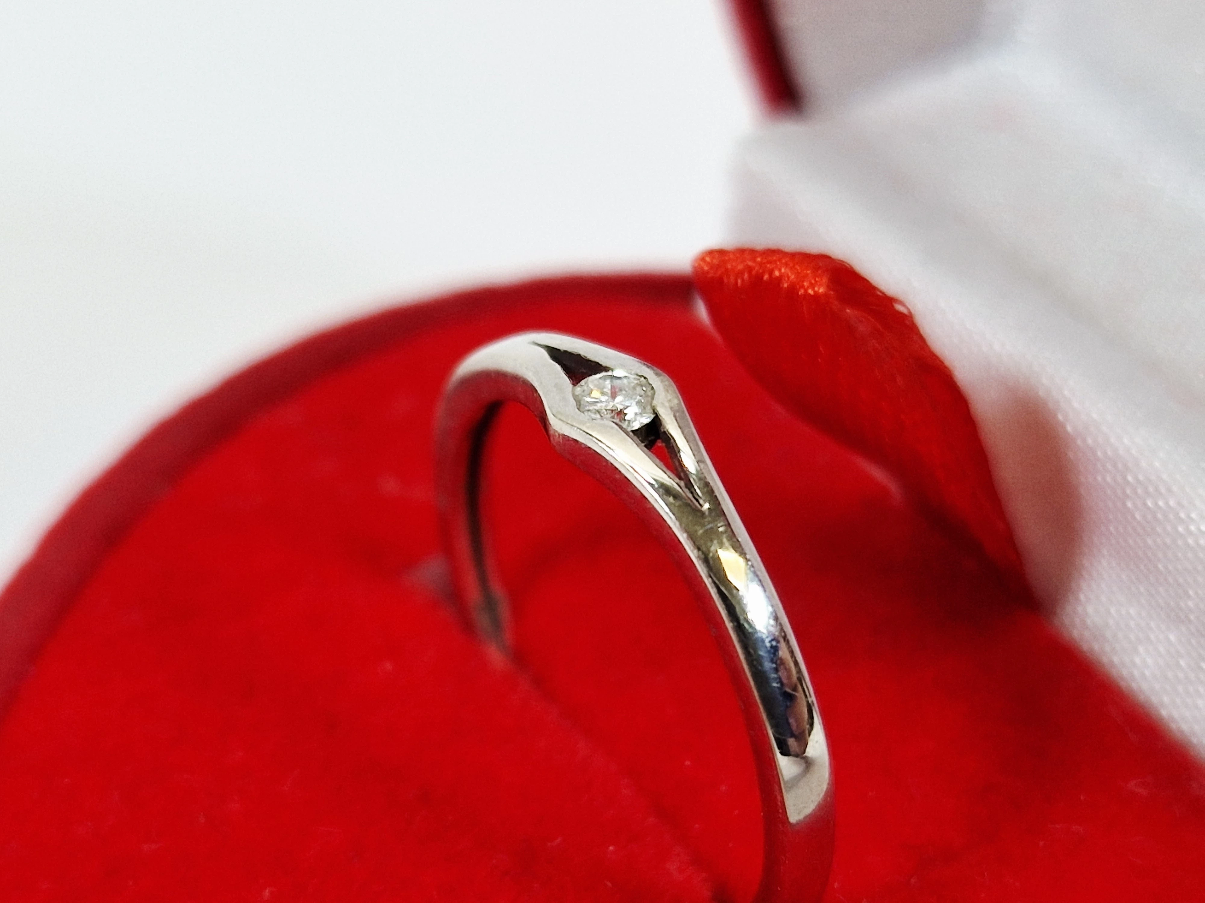 sliczny-pierscionek-biale-zloto-z-brylantem-p375-w126-r12-222022024-waga-107