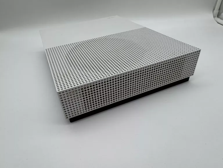 KONSOLA XBOX ONE S 500 GB + PAD