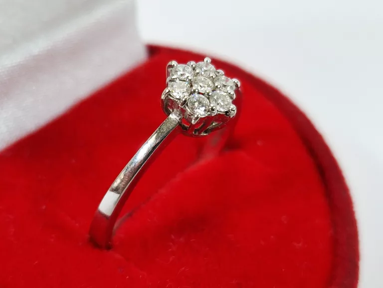 piekny-pierscionek-z-brylantami-biale-zloto-p750-w308g-r18-2530012024-rozmiarsrednica-wew-mm-372-18