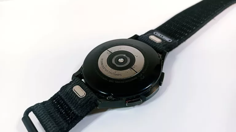 SMARTWATCH SAMSUNG GALAXY WATCH 4 CLASSIC / PUDEŁKO / BRAK ŁADOWARKI