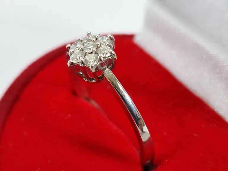 piekny-pierscionek-z-brylantami-biale-zloto-p750-w308g-r18-2530012024-waga-149