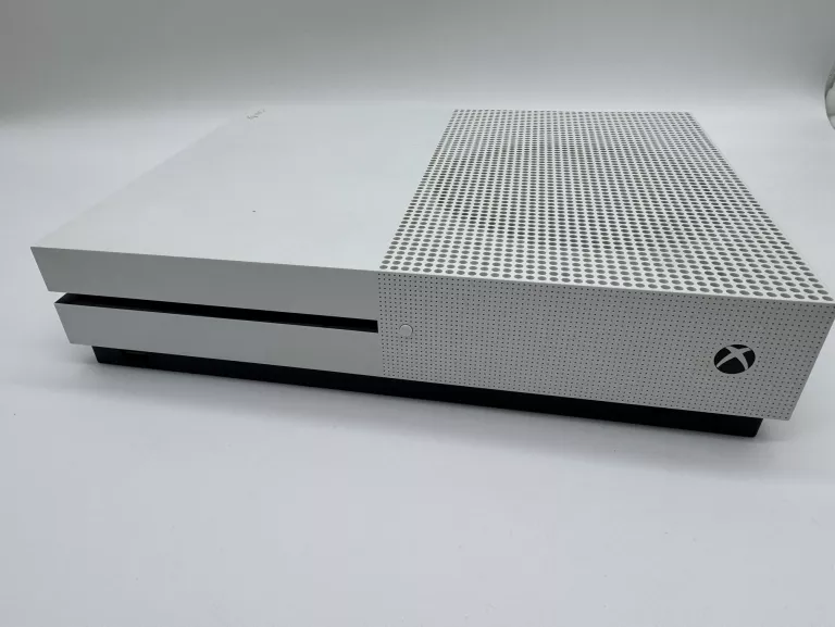 KONSOLA XBOX ONE S 500 GB + PAD