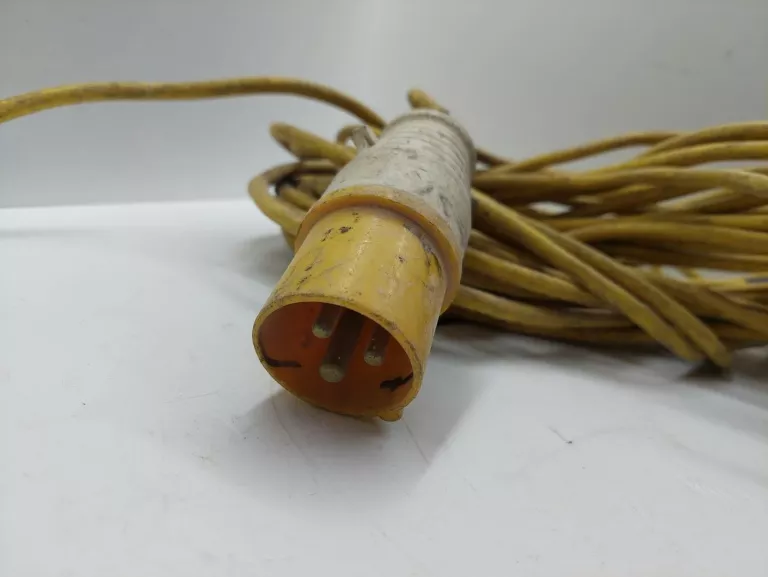 TRANSFORMATOR NAPIĘCIOWY POWERTOOL TRANSFORMER 16A 3.3KV P30/2