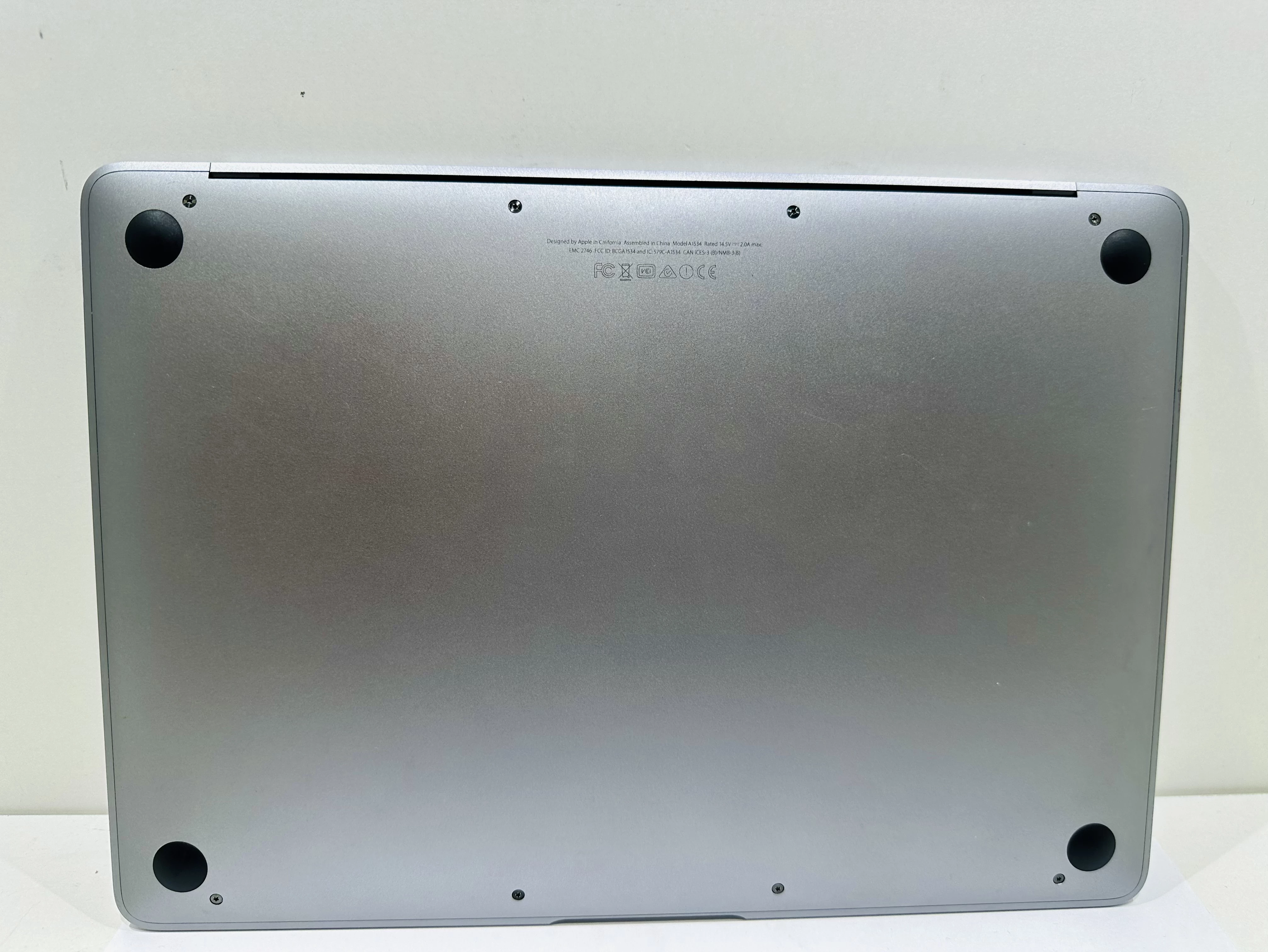 apple-macbook-12-retina-space-gray-mjy32zea-a1534-przekatna-ekranu-1200