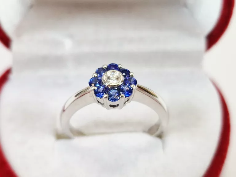 piekny-pierscionek-biale-zloto-z-brylantami-p750-w344g-r12-2730012024-kamien-17088-8388608