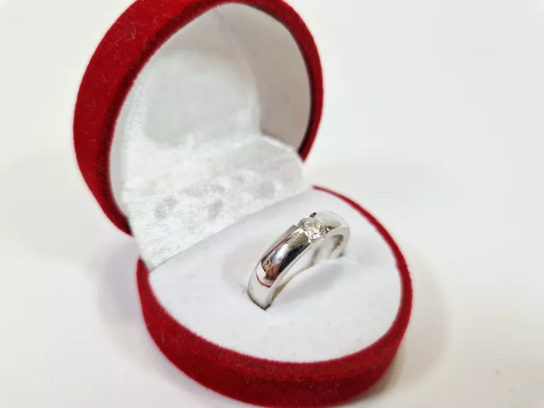 genialny-pierscionek-z-brylantem-biale-zloto-p585-w368g-r11-1930012024-rodzaj-2205-16