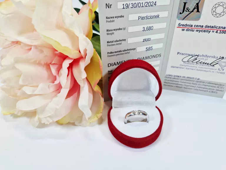 genialny-pierscionek-z-brylantem-biale-zloto-p585-w368g-r11-1930012024-ean-gtin-5903772051209