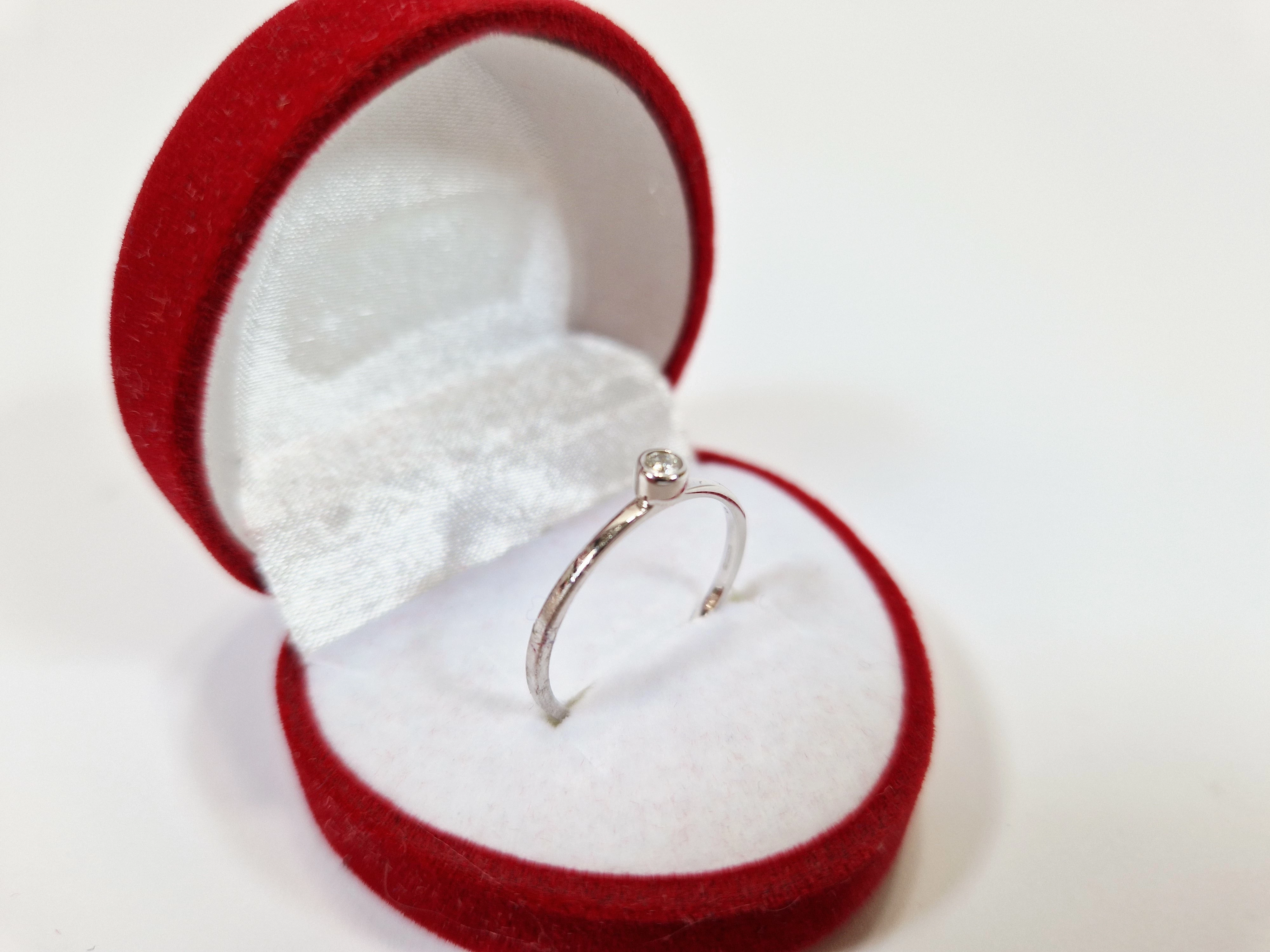 sliczny-pierscionek-z-brylantem-biale-zloto-p375-w12g-r17-1730012024-rodzaj-2205-2