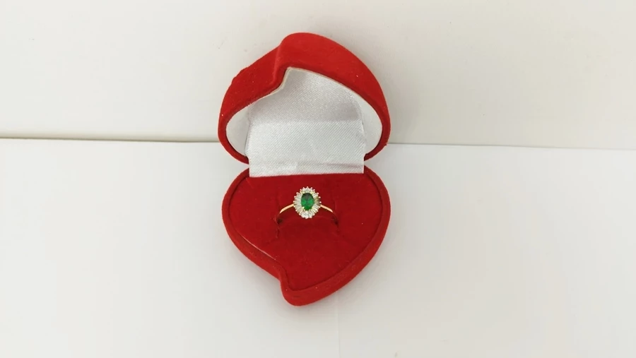 cudowny-zloty-pierscionek-szmaragd-cyrkonie-225g-ean-gtin-0695864167053