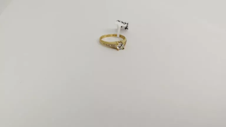 pekny-zloty-pierscionek-585-cyrkonie-254g-material-15835-2