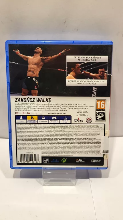 GRA PS4 UFC 2