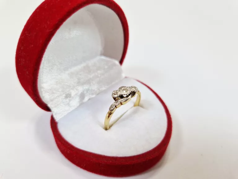 PIĘKNY ZŁOTY PIERŚCIONEK Z BRYLANTAMI P750 W2,63G, R15 | 17/31/01/2024
